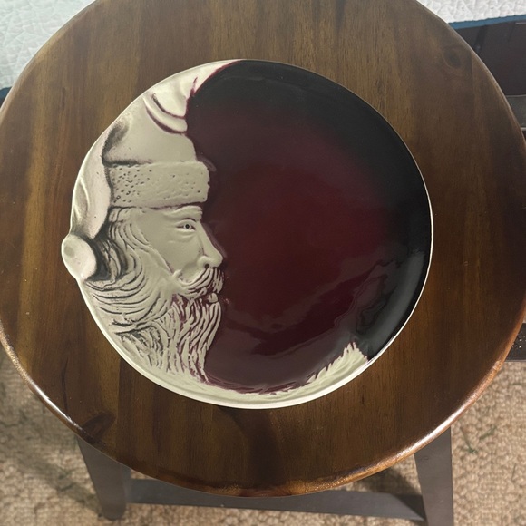 Other - Vintage Flat Earth Pottery Santa Claus Ceramic Plate - Red and Cream
